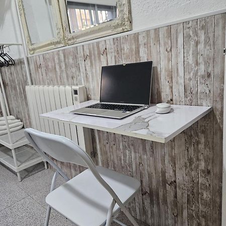 Habitacion En Casa De Familia "Valenciabonita" Ngoại thất bức ảnh