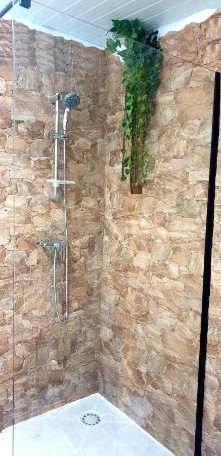 Habitacion En Casa De Familia "Valenciabonita" Ngoại thất bức ảnh