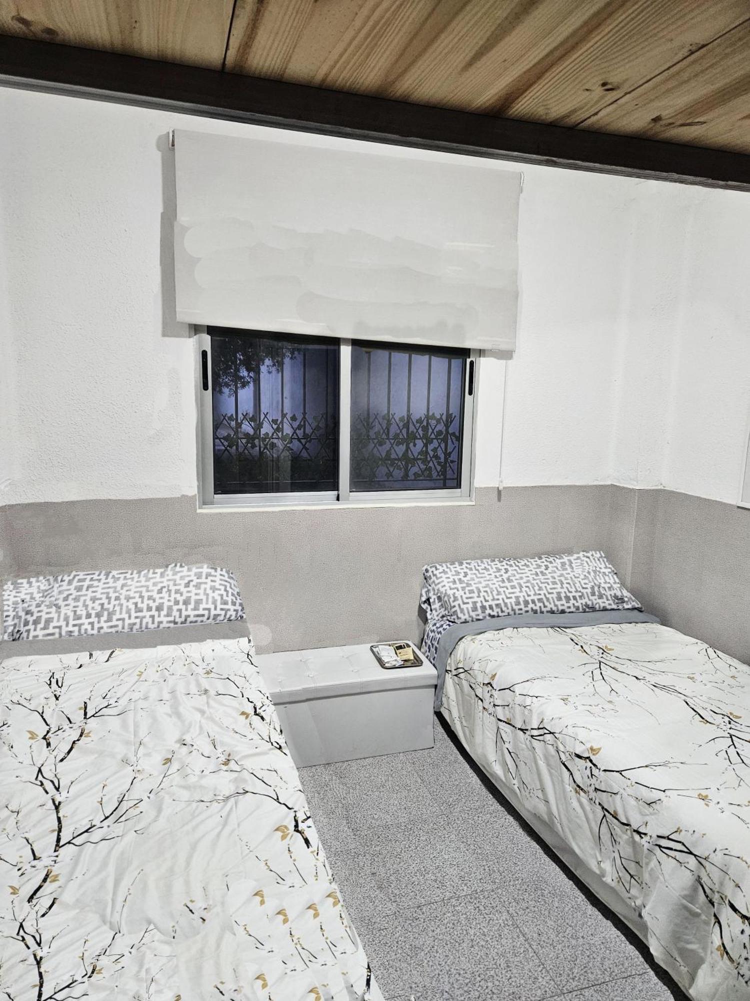 Habitacion En Casa De Familia "Valenciabonita" Ngoại thất bức ảnh
