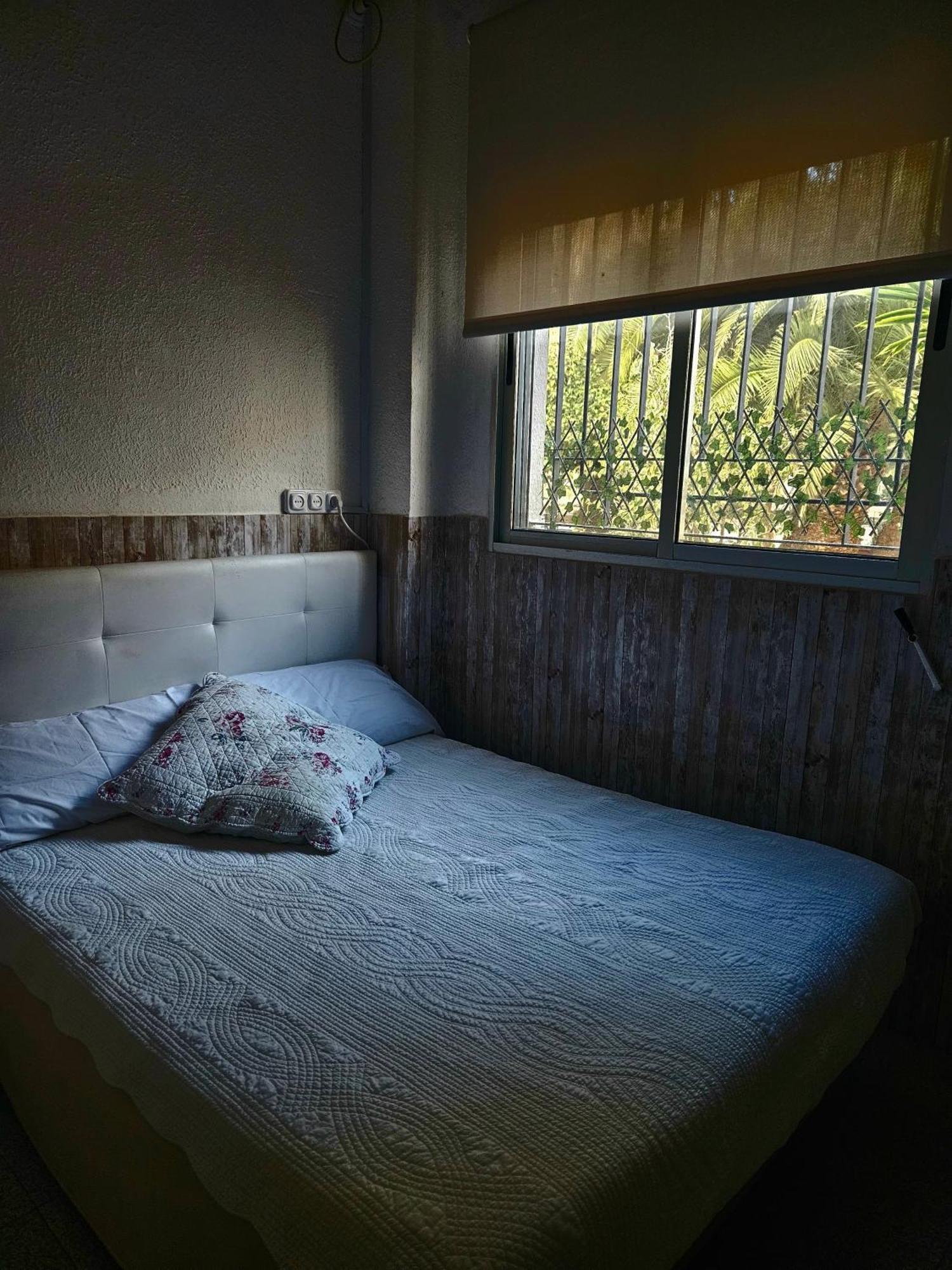 Habitacion En Casa De Familia "Valenciabonita" Ngoại thất bức ảnh