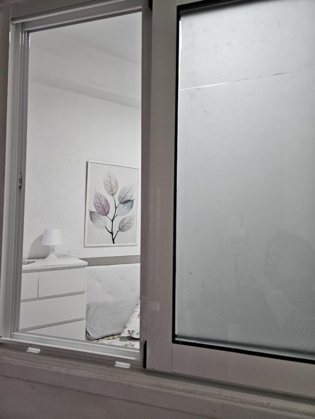 Habitacion En Casa De Familia "Valenciabonita" Ngoại thất bức ảnh