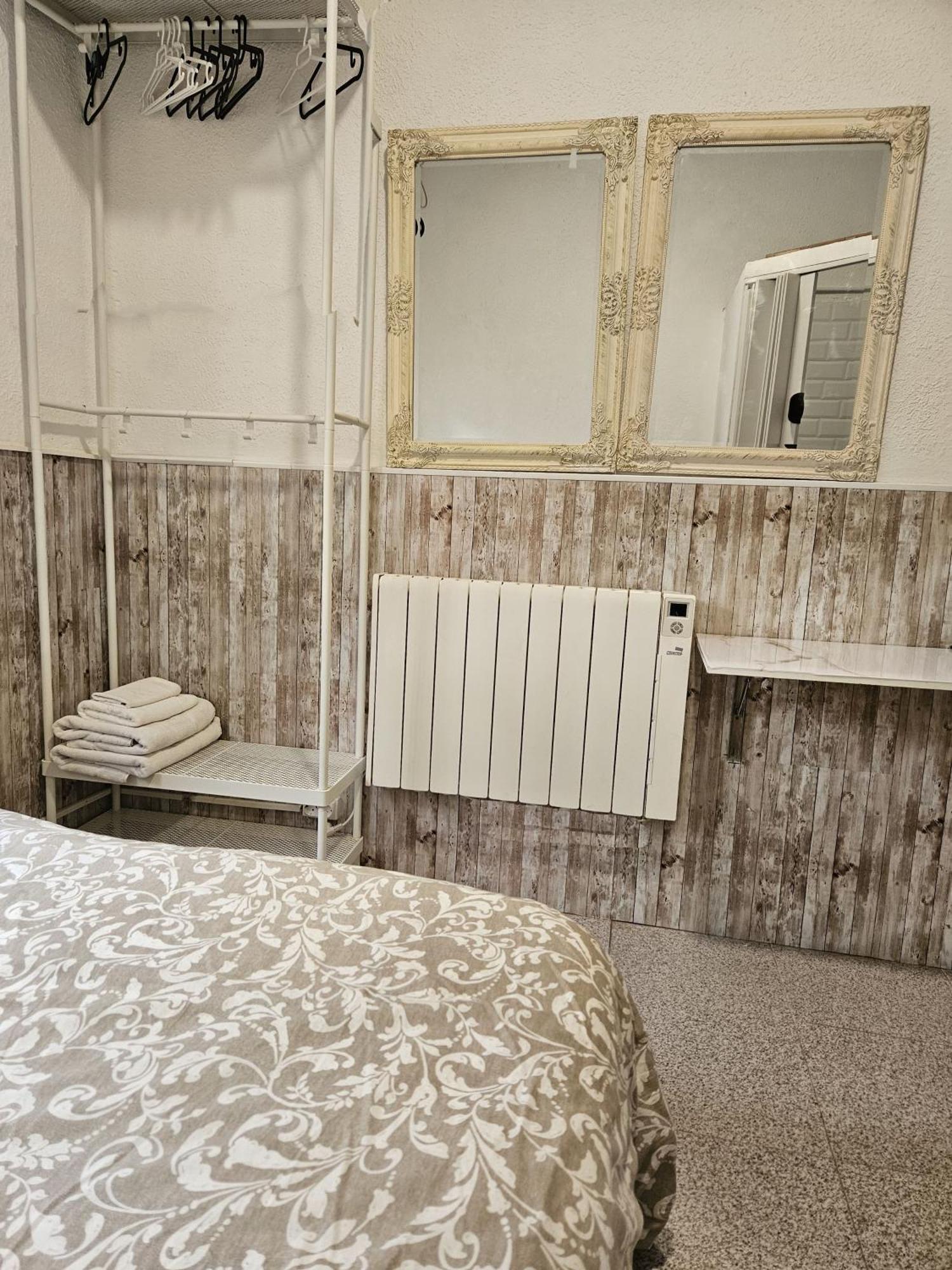 Habitacion En Casa De Familia "Valenciabonita" Ngoại thất bức ảnh